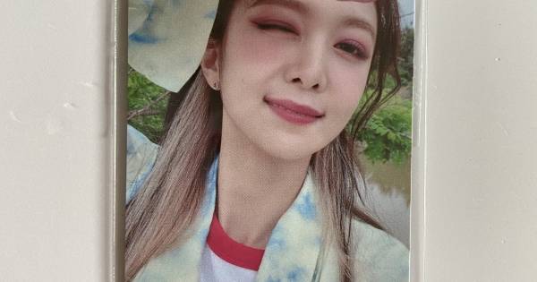 DREAMCATCHER 'SUMMER HOLIDAY' KTOWN4U LIMITED EDITION PHOTOCARD - DAMI